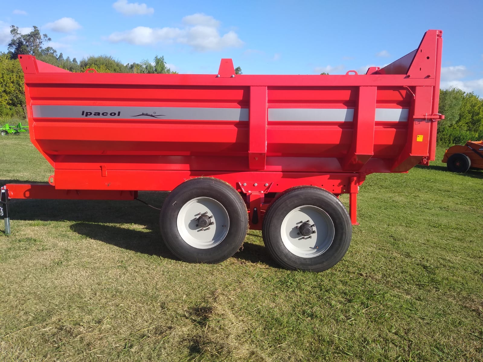 CARRETA FORRAJERA GRANELERA IPACOL CFG 15.0